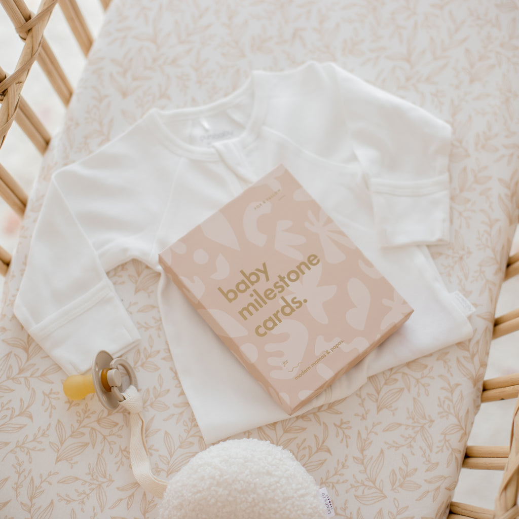 Golden Vines Organic Fitted Bassinet Sheet/Change Pad Cover