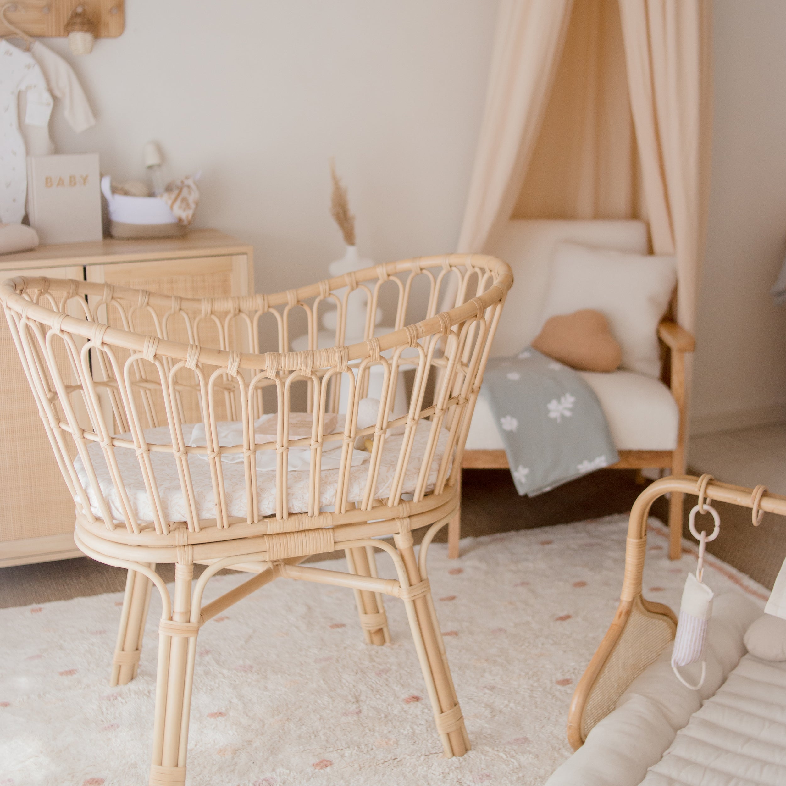 Golden Vines Organic Fitted Bassinet Sheet/Change Pad Cover