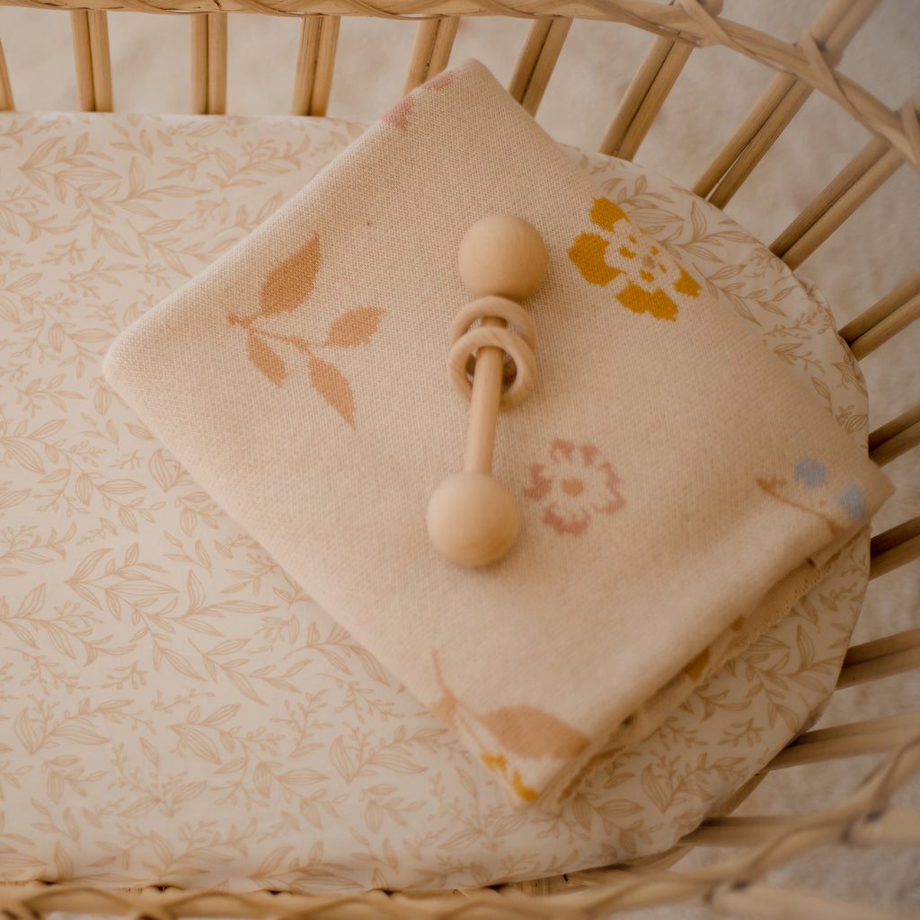 Golden Vines Organic Fitted Bassinet Sheet/Change Pad Cover