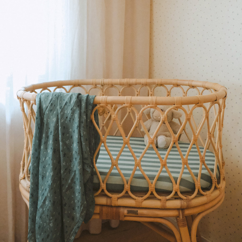 Pine Organic Fitted Bassinet Sheet/Change Pad Cover