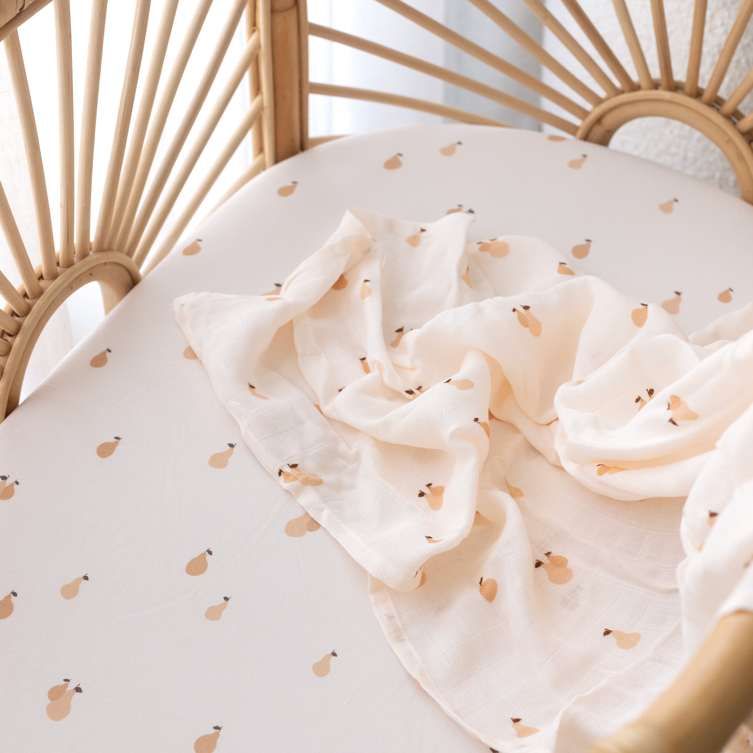 Golden Pears Organic Fitted Bassinet Sheet/Change Pad Cover