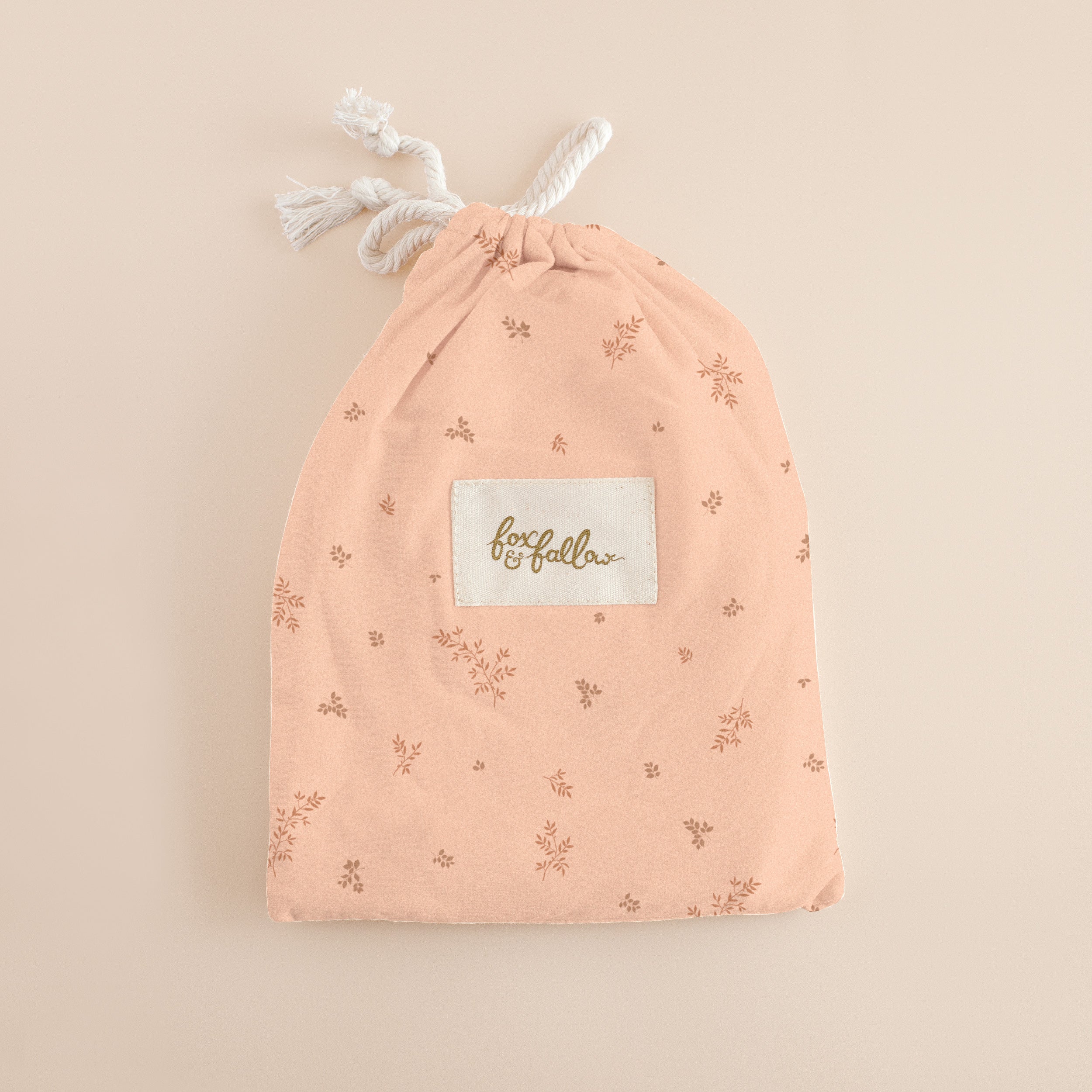 Wild Ruscus Organic Fitted Bassinet Sheet/Change Pad Cover - PRE-ORDER (MARCH)