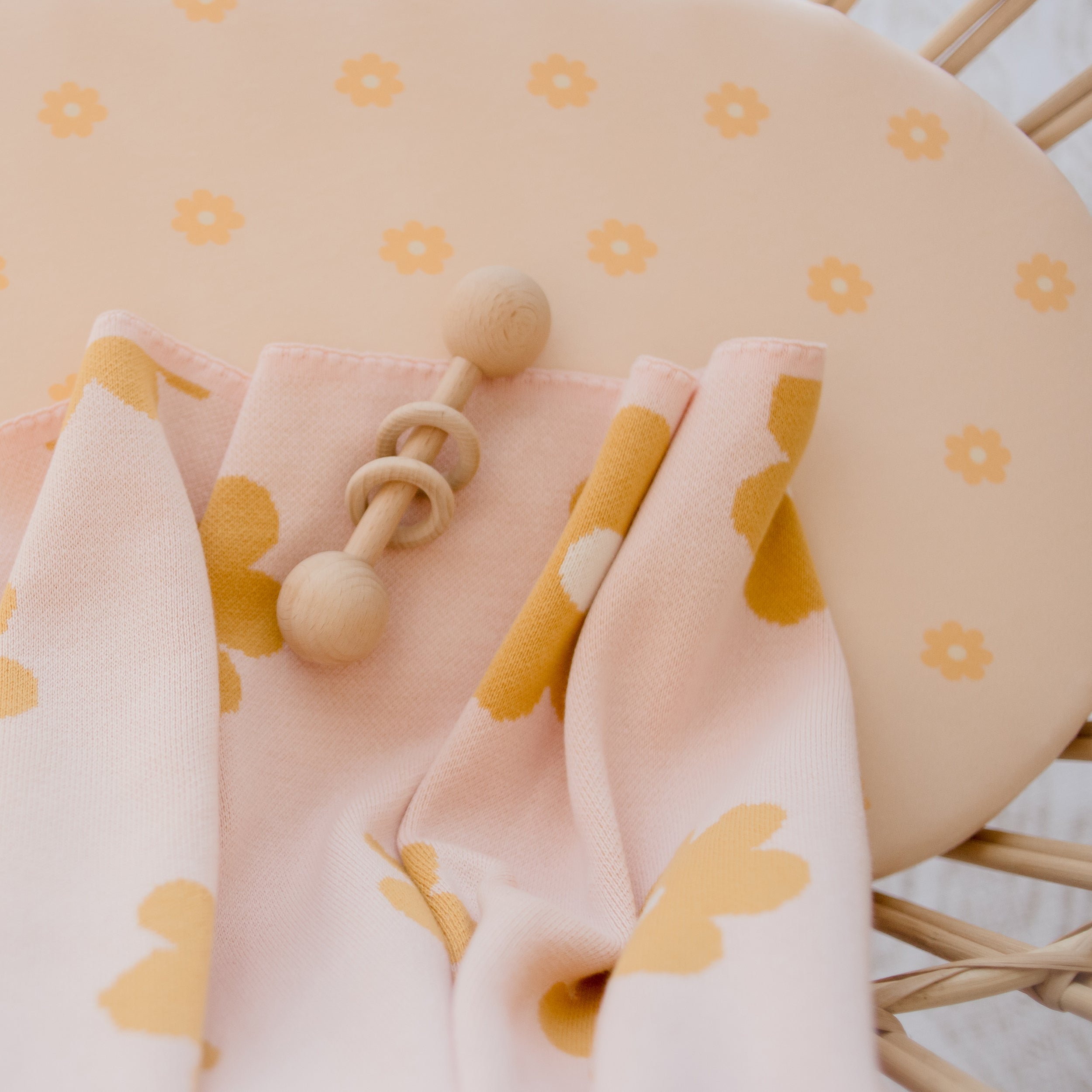 Daisy Chain Organic Fitted Bassinet Sheet/Change Pad Cover