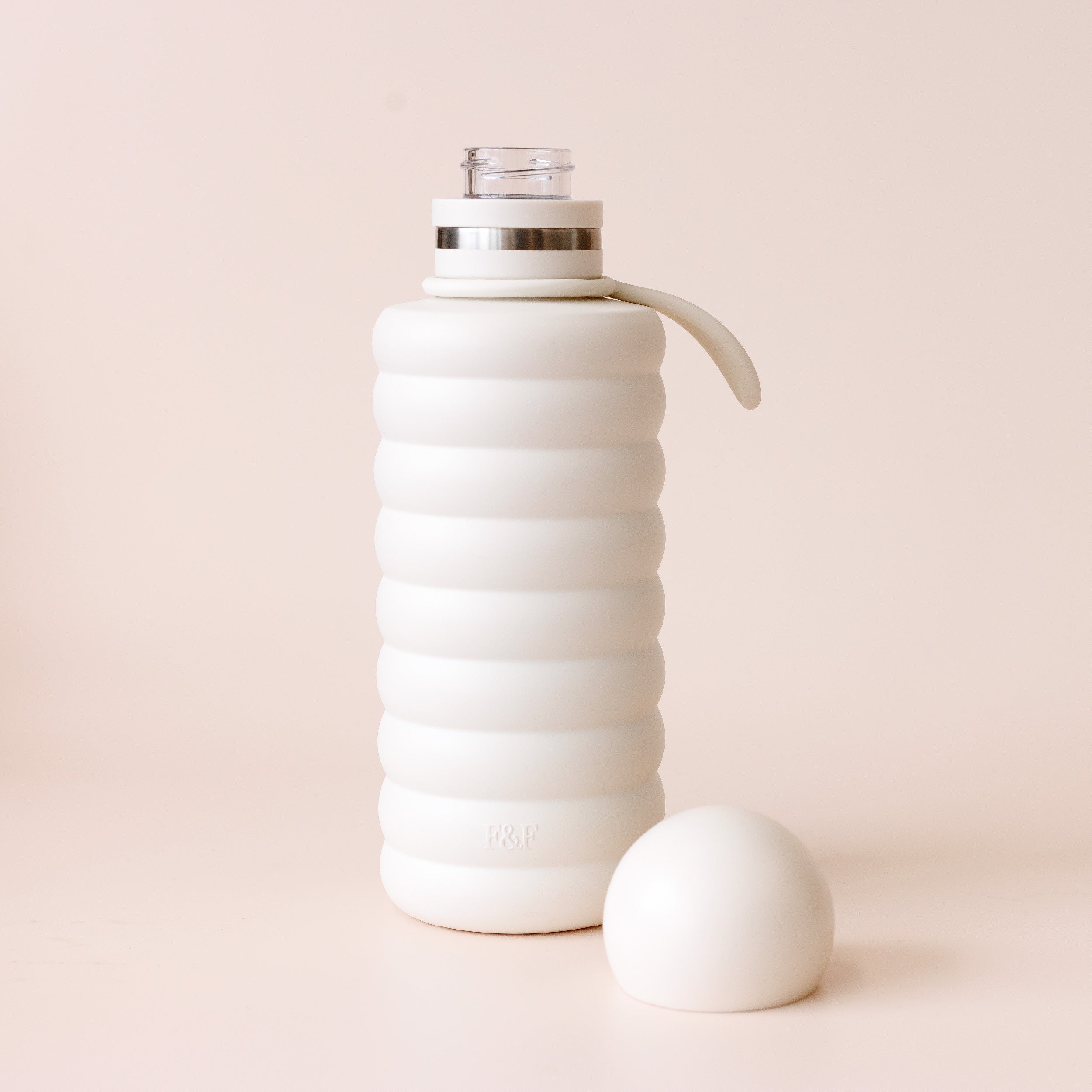 The Bubble Reusable Water Bottle 700ml - Vanilla - PRE-ORDER (LATE-APRIL)