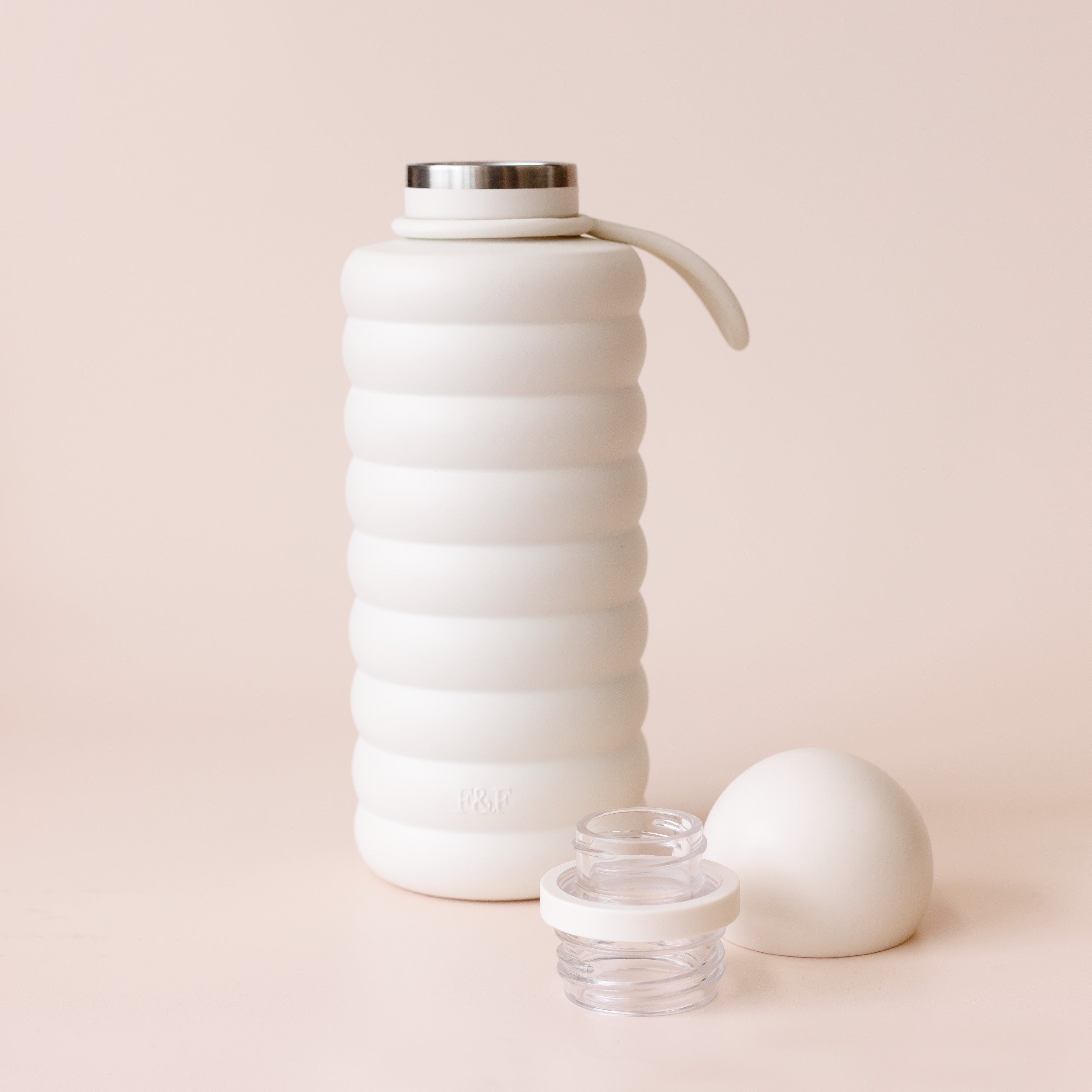 The Bubble Reusable Water Bottle 700ml - Vanilla - PRE-ORDER (LATE-APRIL)