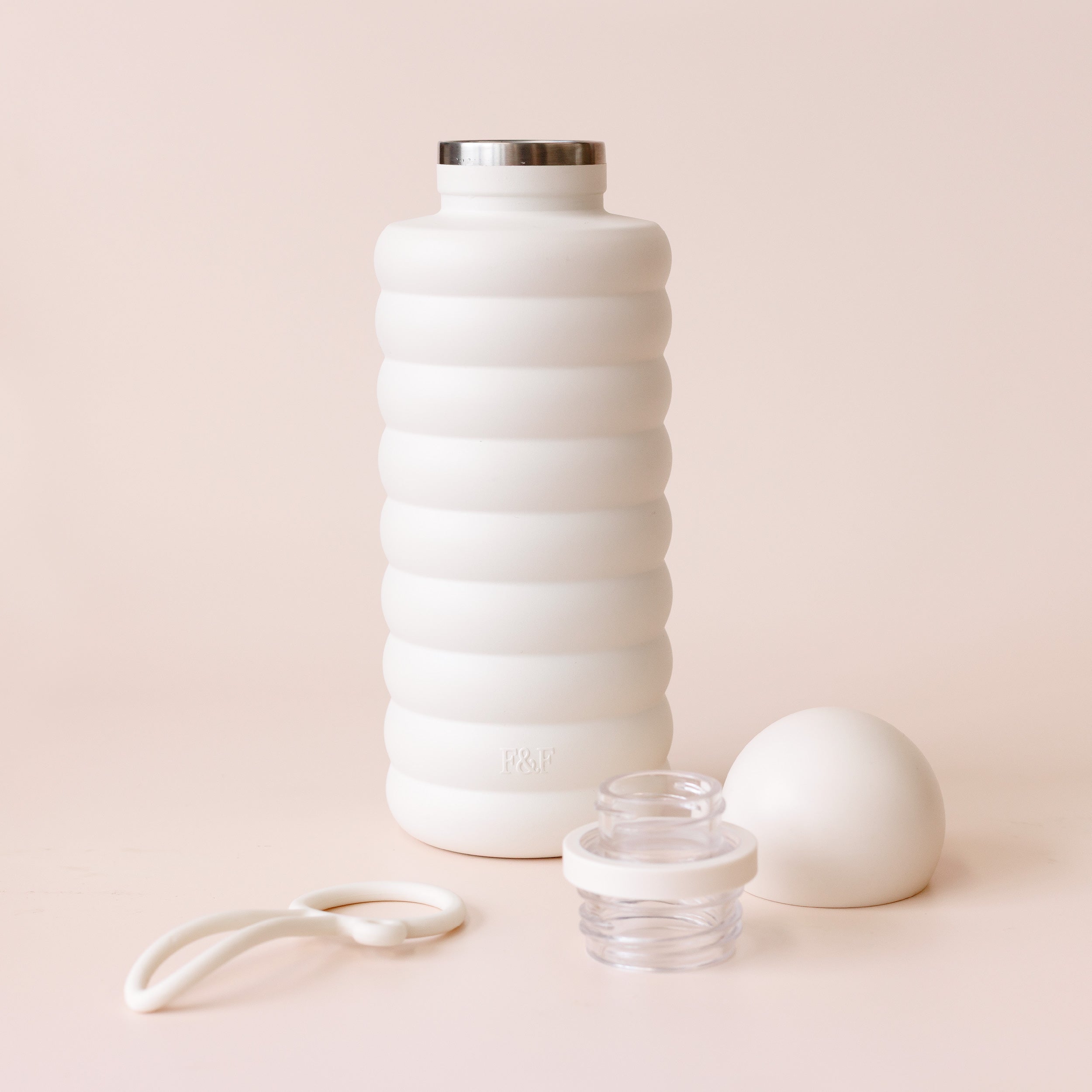 The Bubble Reusable Water Bottle 700ml - Vanilla - PRE-ORDER (LATE-APRIL)