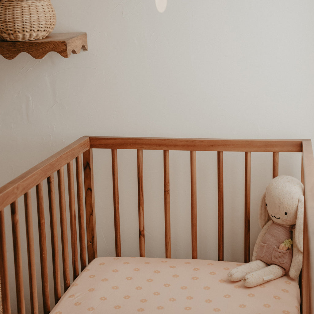 Daisy Chain Organic Fitted Cot Sheet - SECONDS