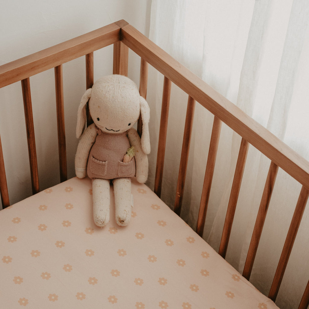 Daisy Chain Organic Fitted Cot Sheet - SECONDS