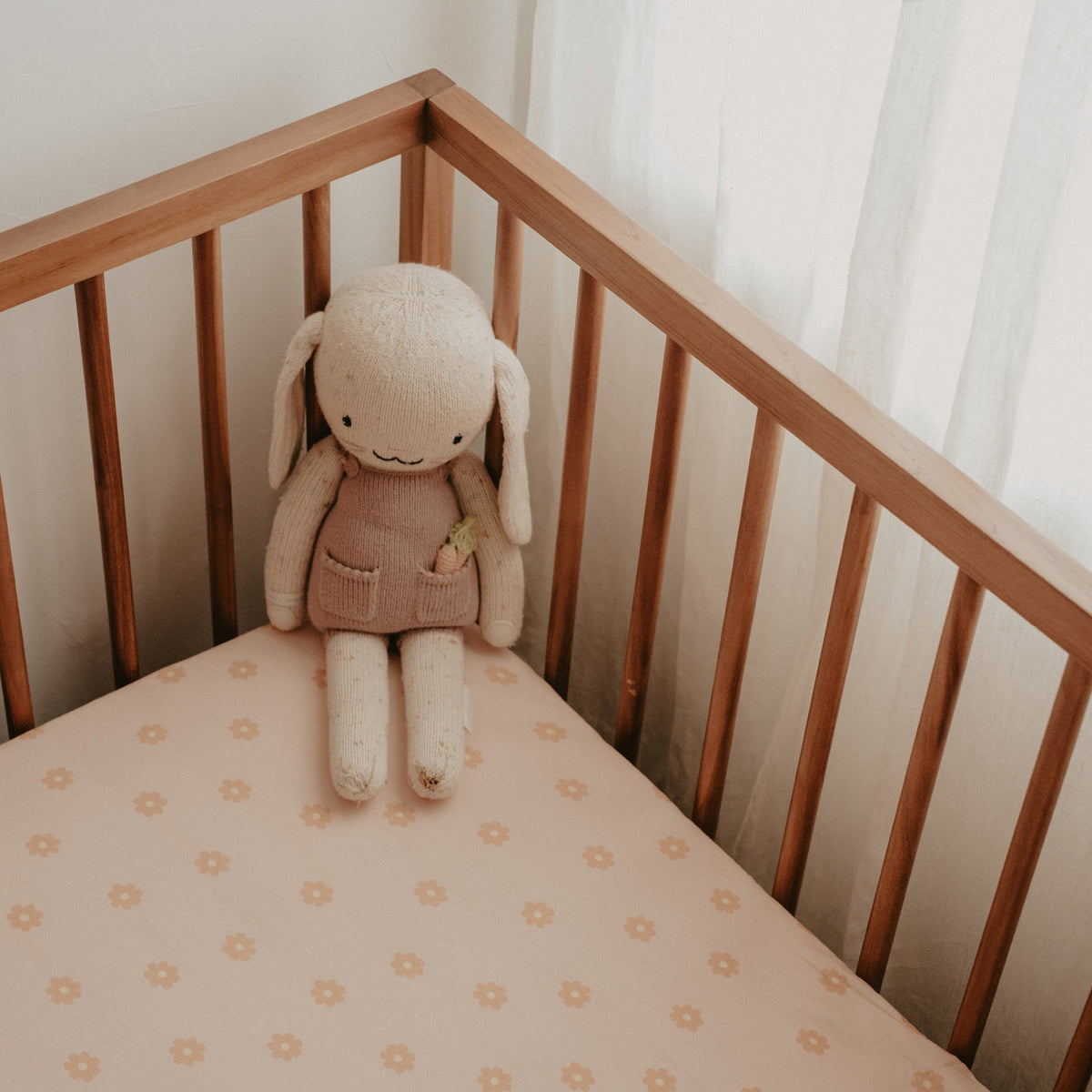 Daisy Chain Organic Fitted Cot Sheet - SECONDS