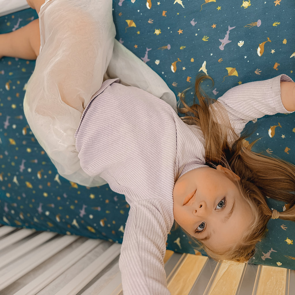 Ocean Creatures Marine Organic Fitted Cot Sheet– Fox Fallow