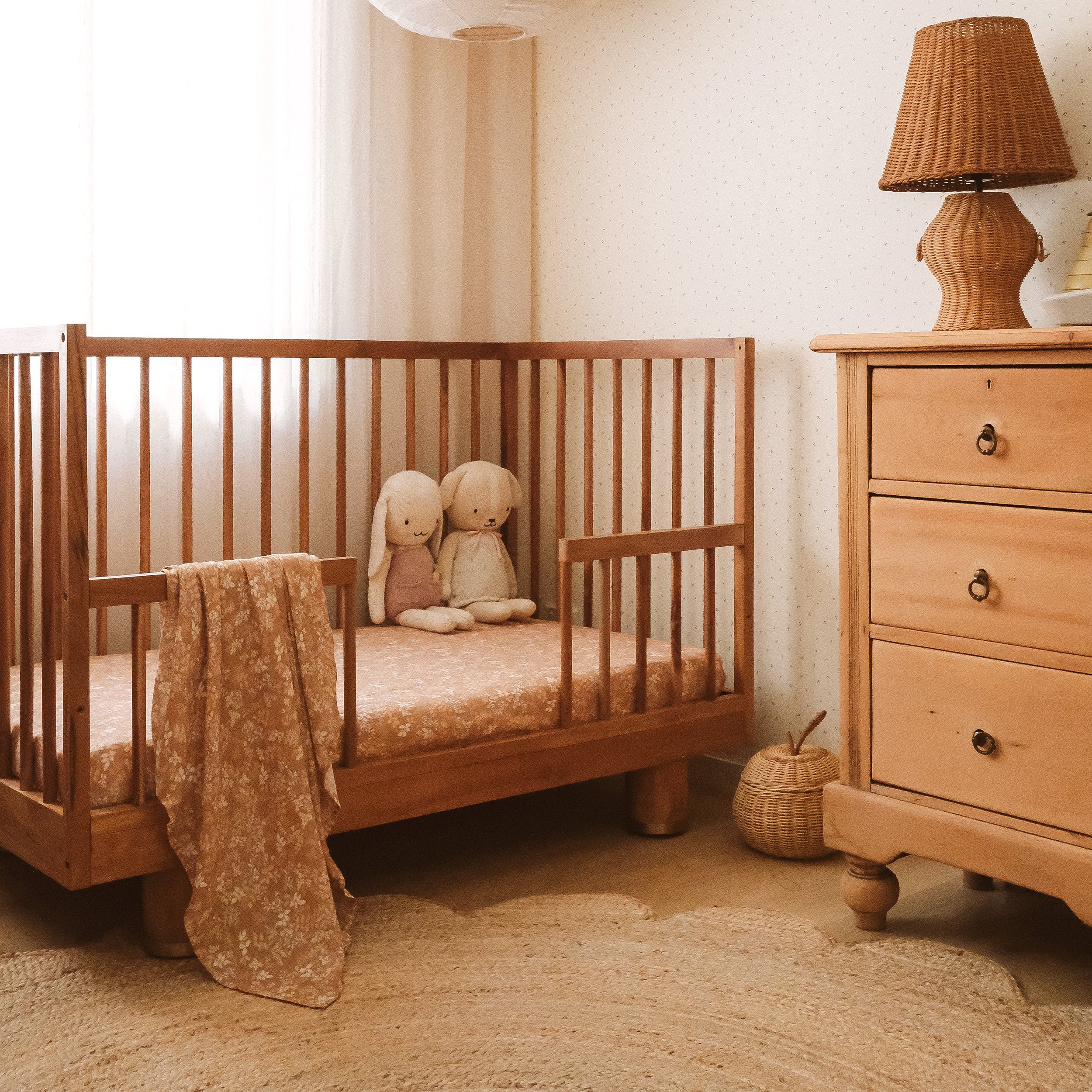 Gold Holly Organic Fitted Cot Sheet