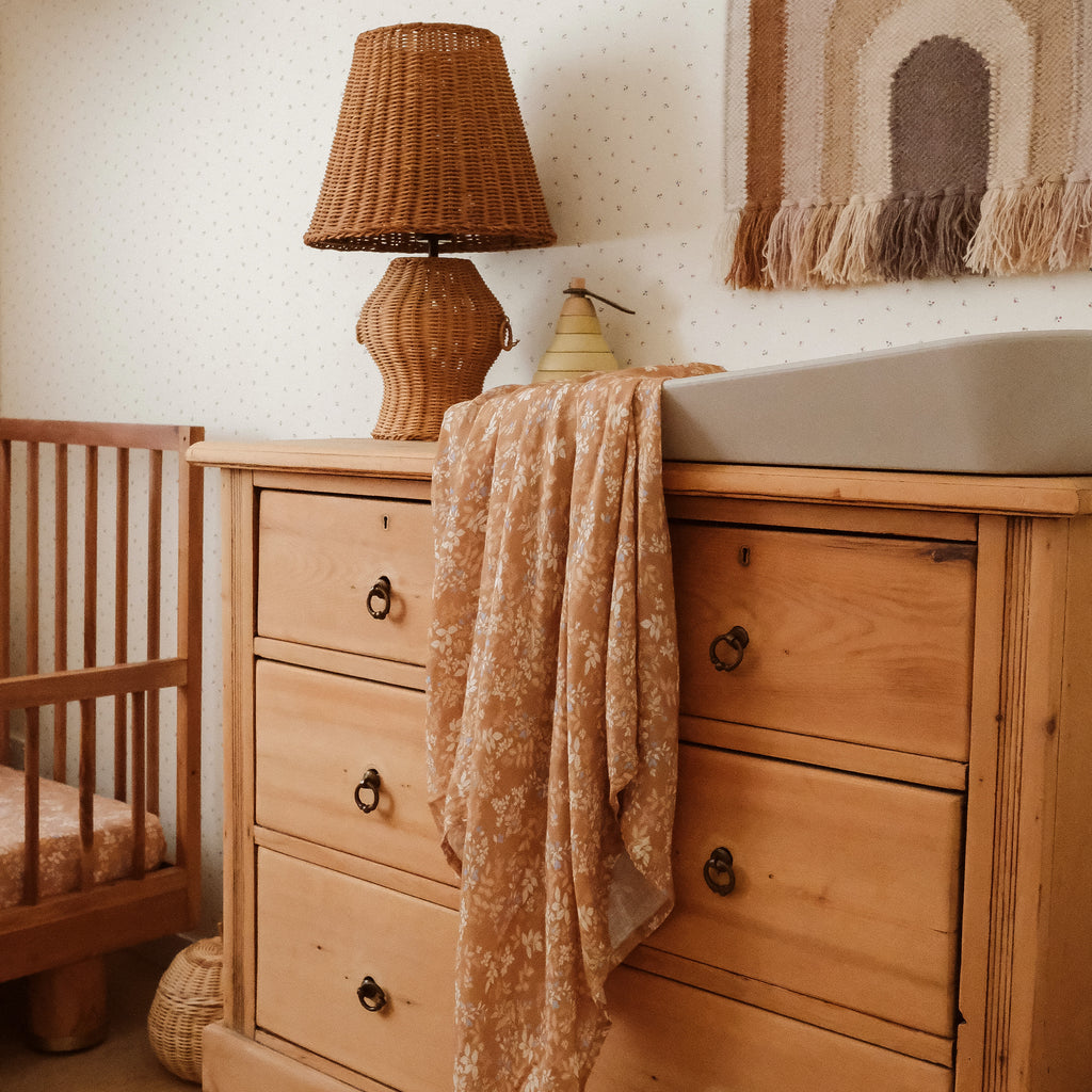 Gold Holly Organic Fitted Cot Sheet