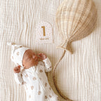 Baby Milestone Cards Broderie - SECONDS