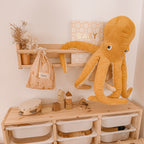 Baby Book Daisy Grid