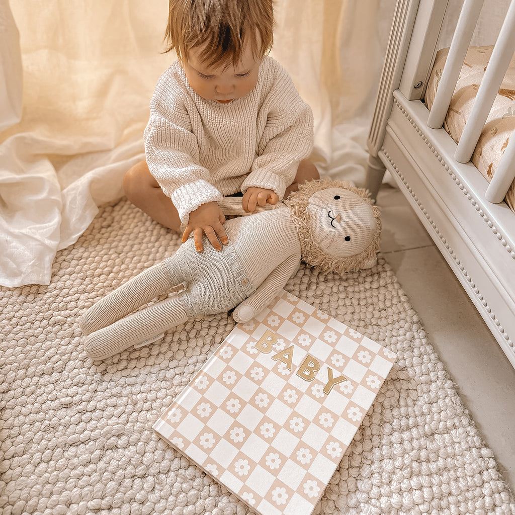 Baby Book Daisy Grid