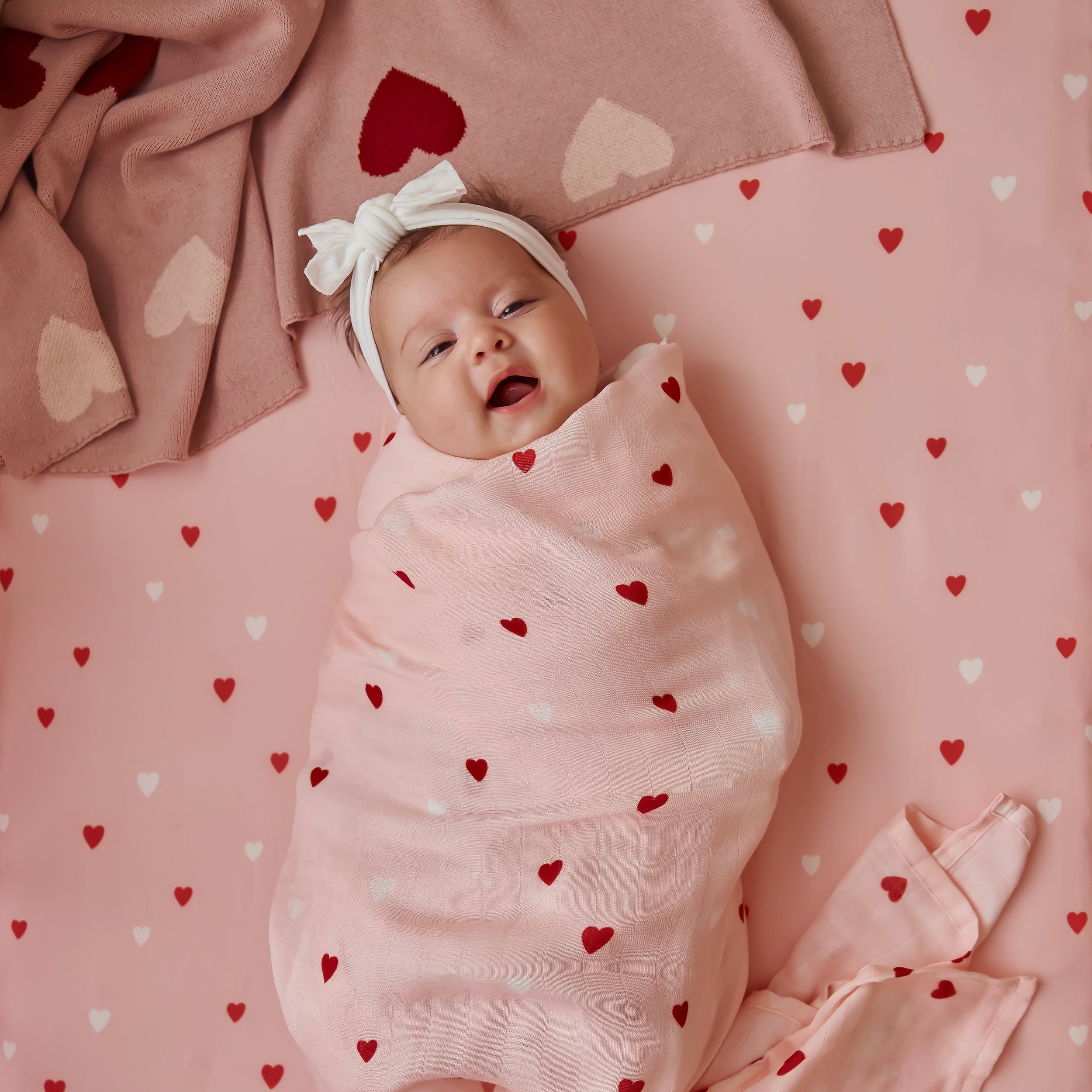 Little Hearts Organic Fitted Bassinet Sheet/Change Pad Cover