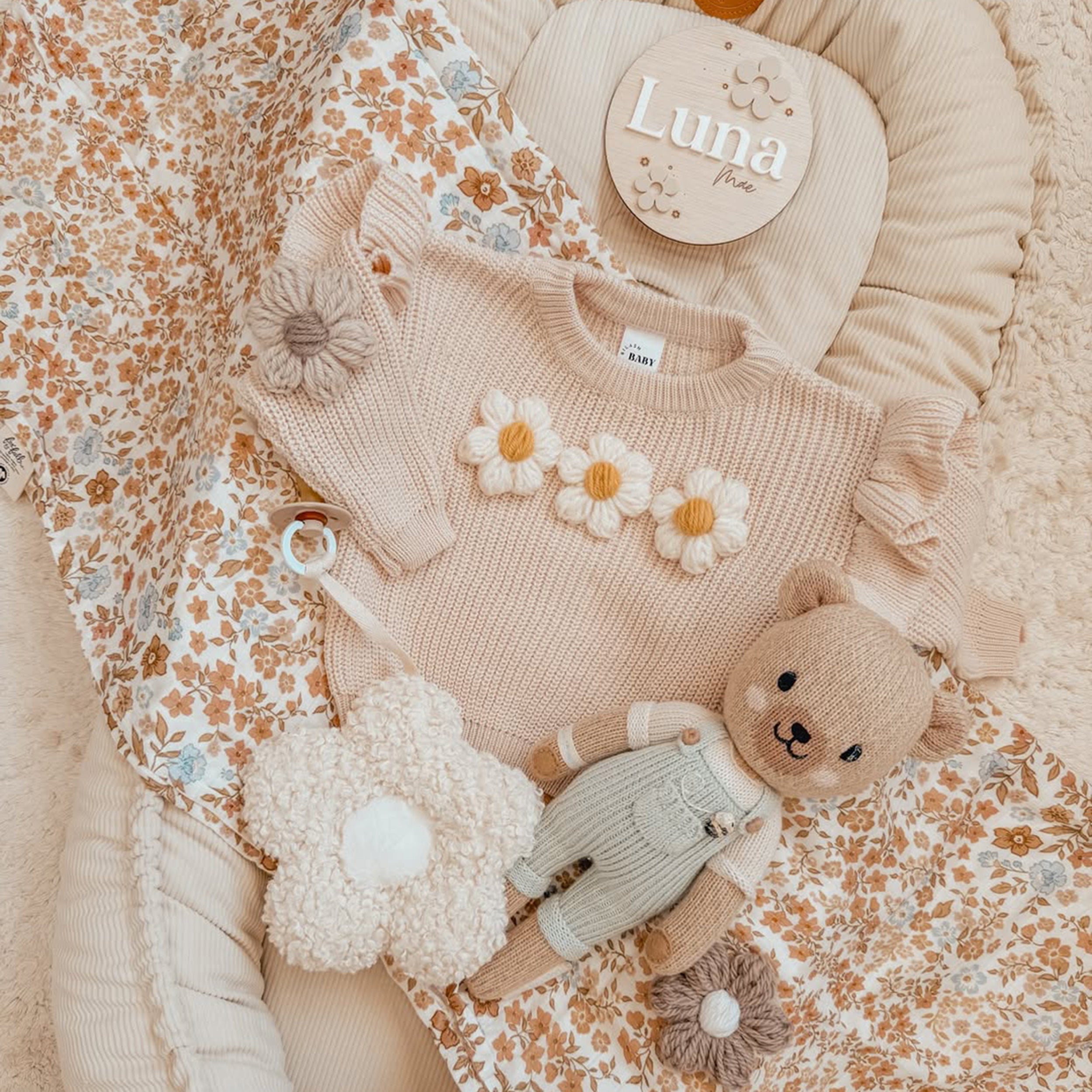 Broderie Organic Muslin Wrap Swaddle - PRE-ORDER (ARRIVING APRIL)