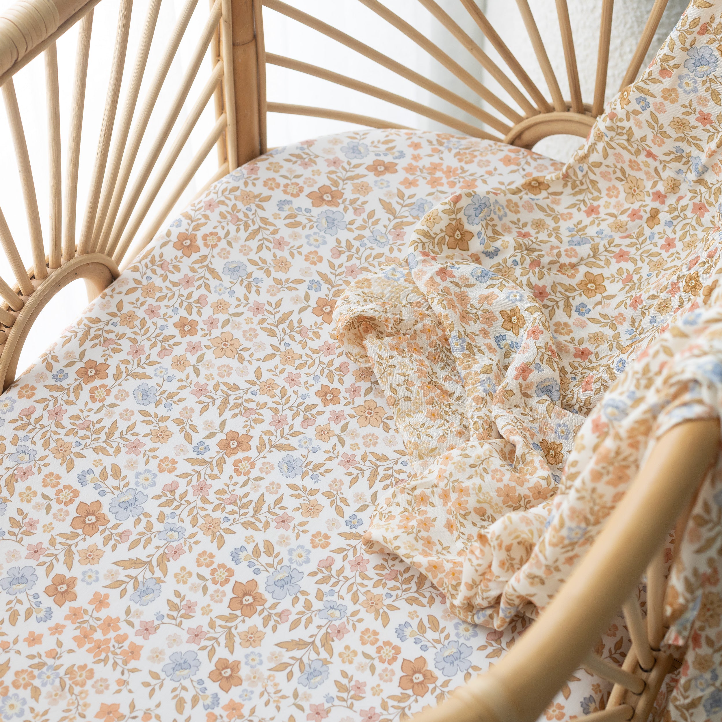 Broderie Organic Fitted Bassinet Sheet/Change Pad Cover