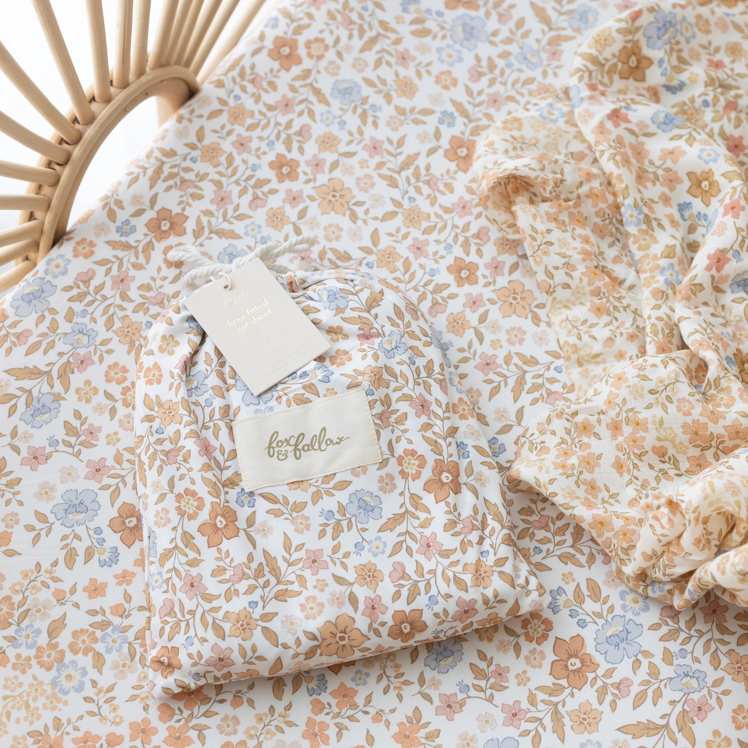 Broderie Organic Fitted Bassinet Sheet/Change Pad Cover