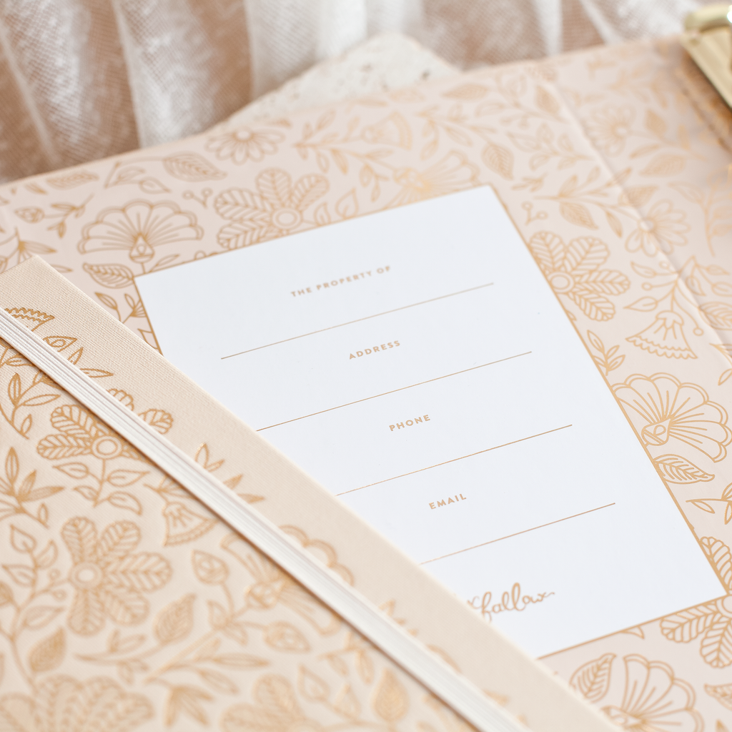 PLA023-WeddingPlannerClassic-Champagne-46-square.png