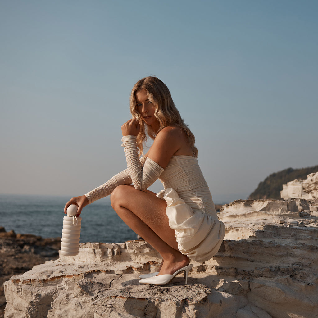 The Bubble Reusable Water Bottle 700ml - Vanilla - PRE-ORDER (APRIL)