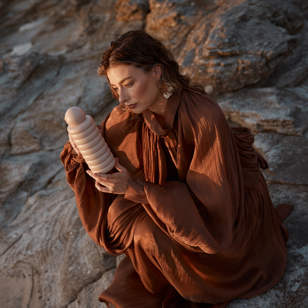 The Bubble Reusable Water Bottle 700ml - Latte - PRE-ORDER (LATE-APRIL)