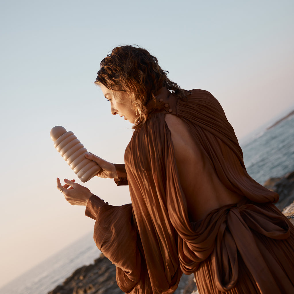 The Bubble Reusable Water Bottle 700ml - Latte - PRE-ORDER (LATE-APRIL)