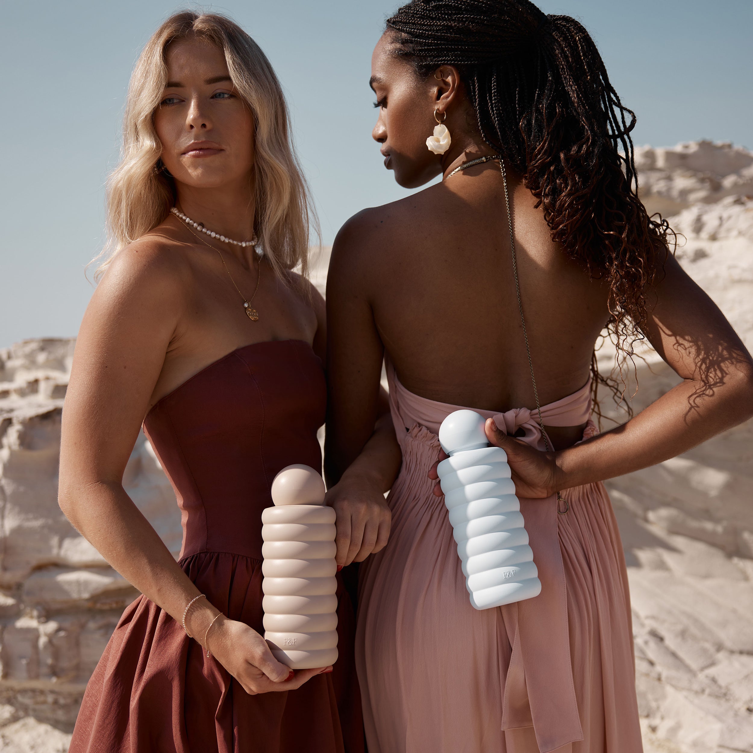 The Bubble Reusable Water Bottle 700ml - Latte - PRE-ORDER (LATE-APRIL)