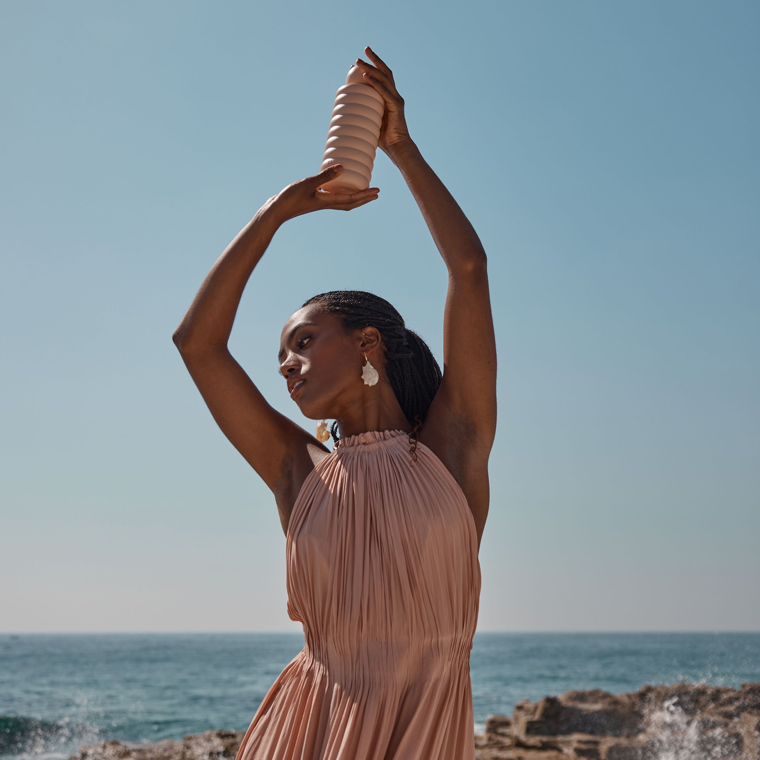 The Bubble Reusable Water Bottle 700ml - Blush - PRE-ORDER (LATE-APRIL)