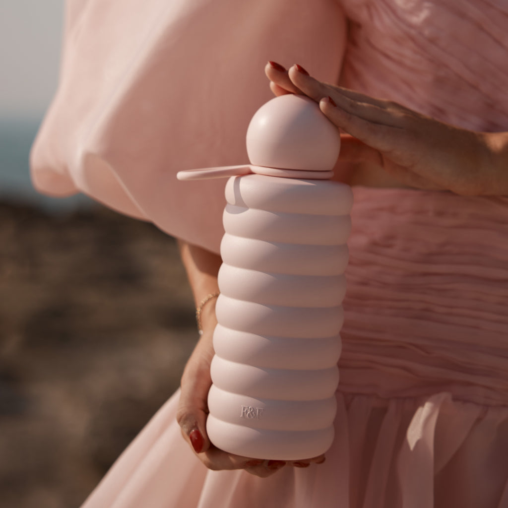 The Bubble Reusable Water Bottle 700ml - Ballet Pink - PRE-ORDER (APRIL)
