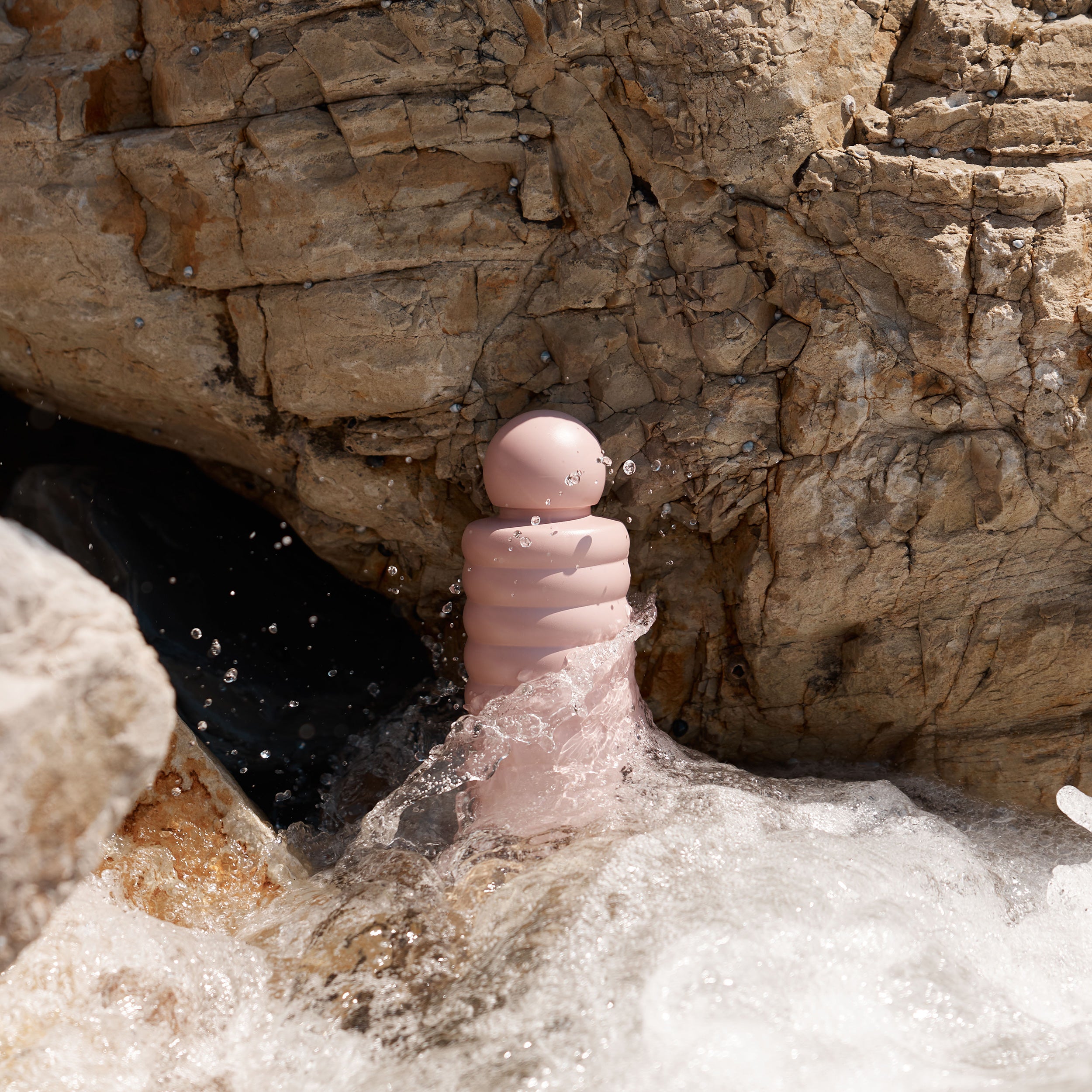 The Bubble Reusable Water Bottle 700ml - Dusty Rose - PRE-ORDER (LATE-APRIL)