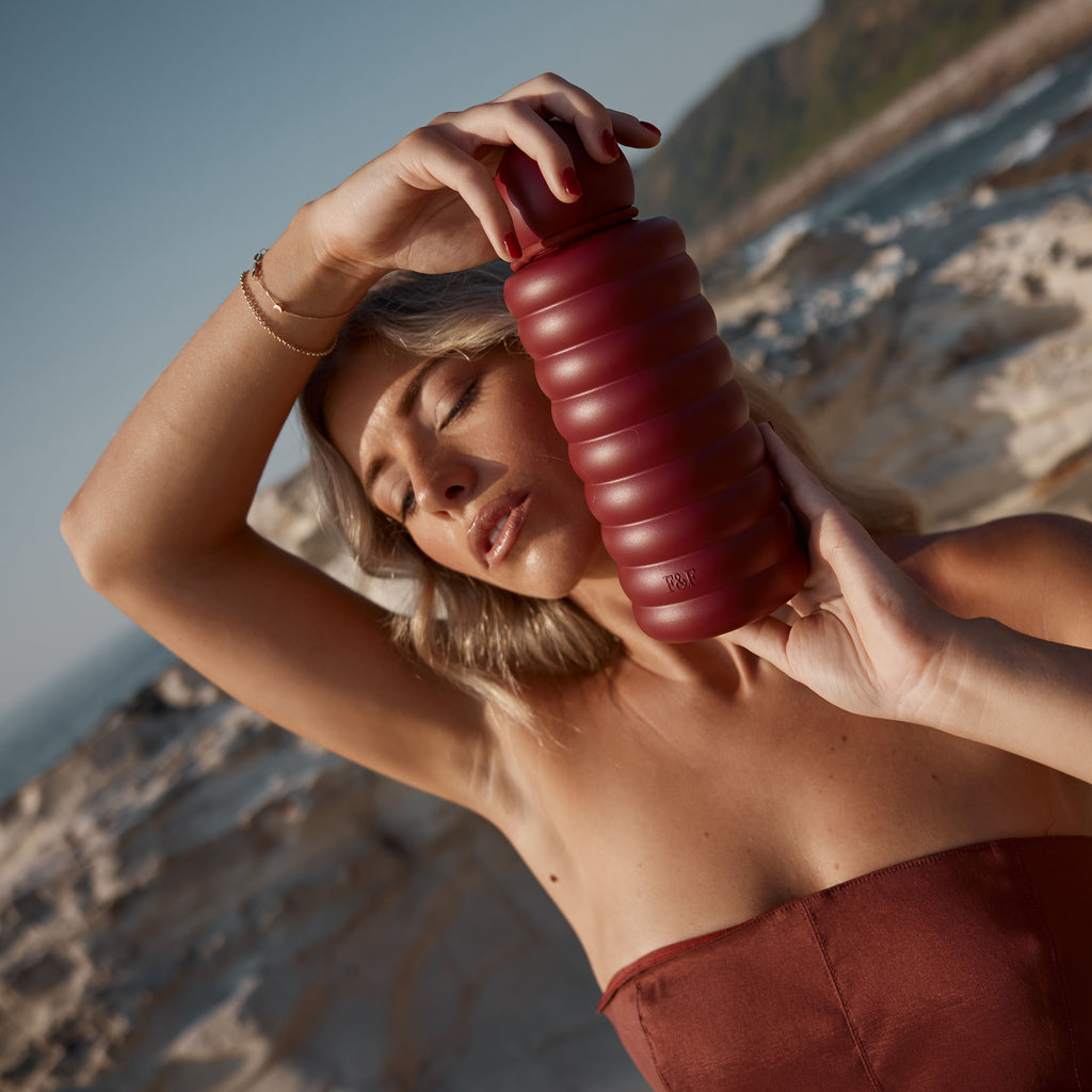 The Bubble Reusable Water Bottle 700ml - Cherry - PRE-ORDER (APRIL)