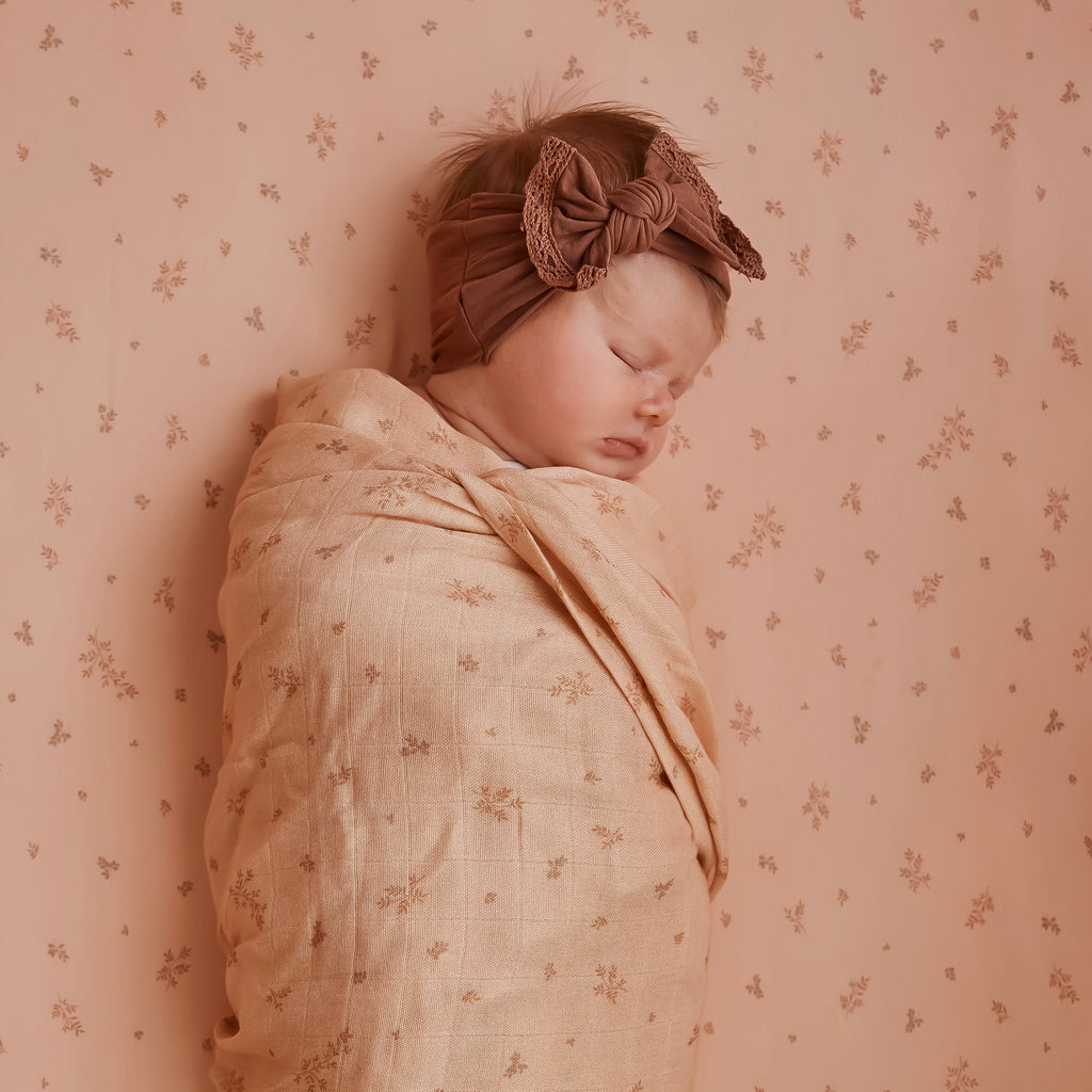 Wild Ruscus Organic Fitted Cot Sheet