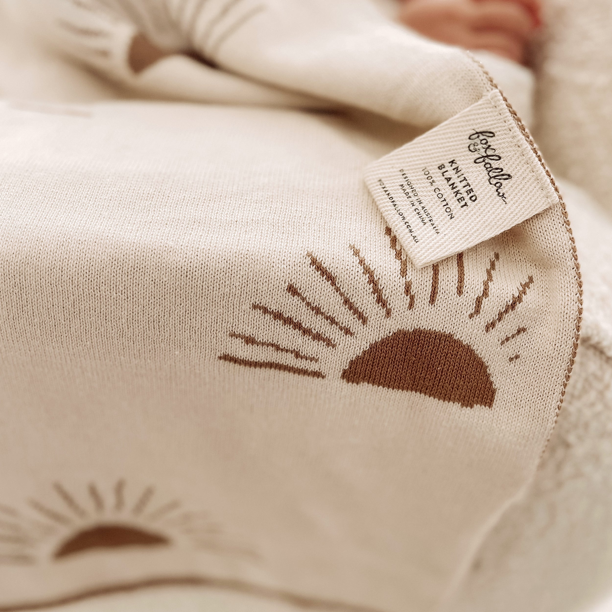 BLA08-SunsCoffeeReversibleBlanket-TwoBrisbaneMamas-07-crop_318c008c-155e-4e2d-ab3e-b914db83d967.jpg