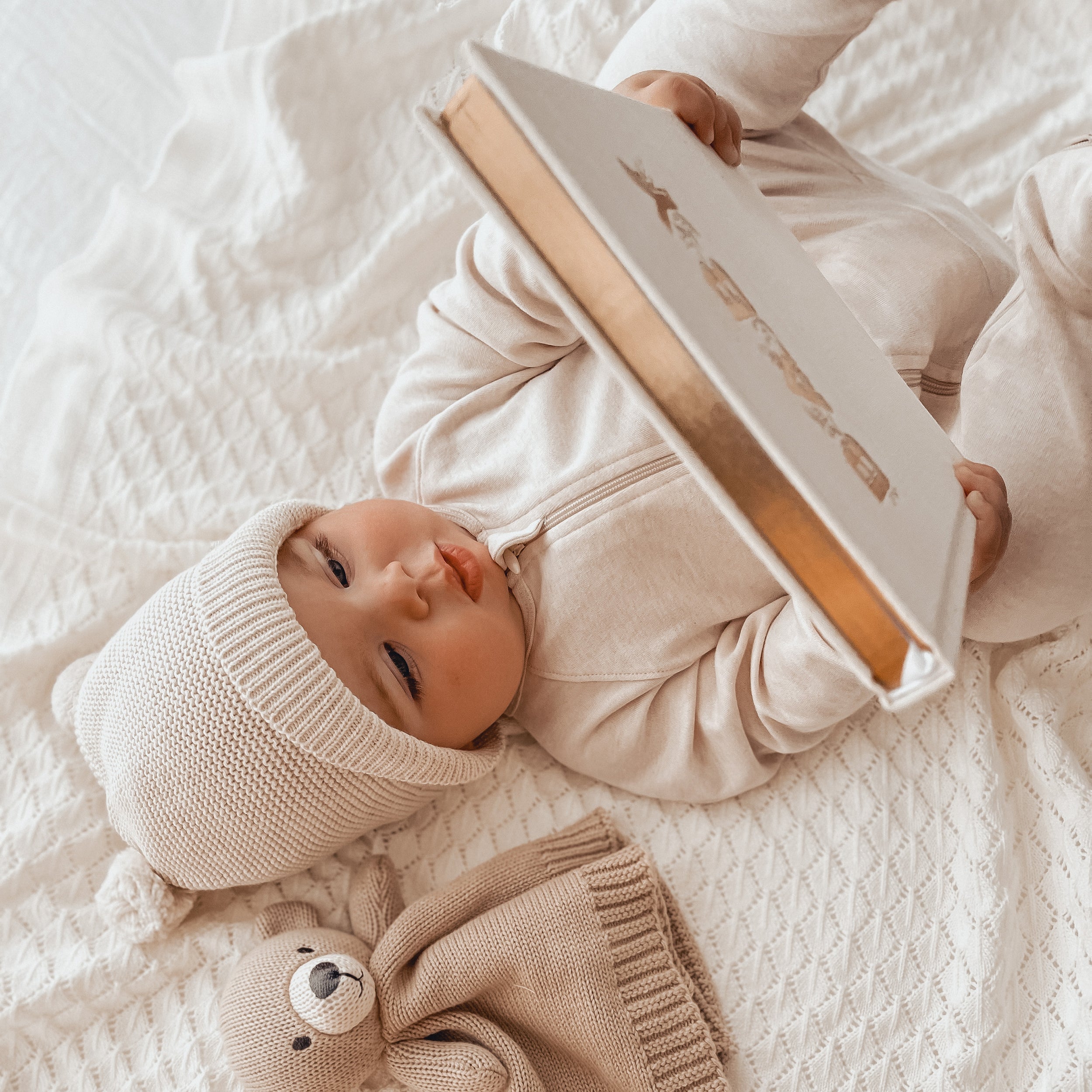 FJ035-BabyBook-MiniOatmeal-TwoBrisbaneMamas-04-square_68493051-489e-4e2b-bbdb-824a9f99d59e.jpg