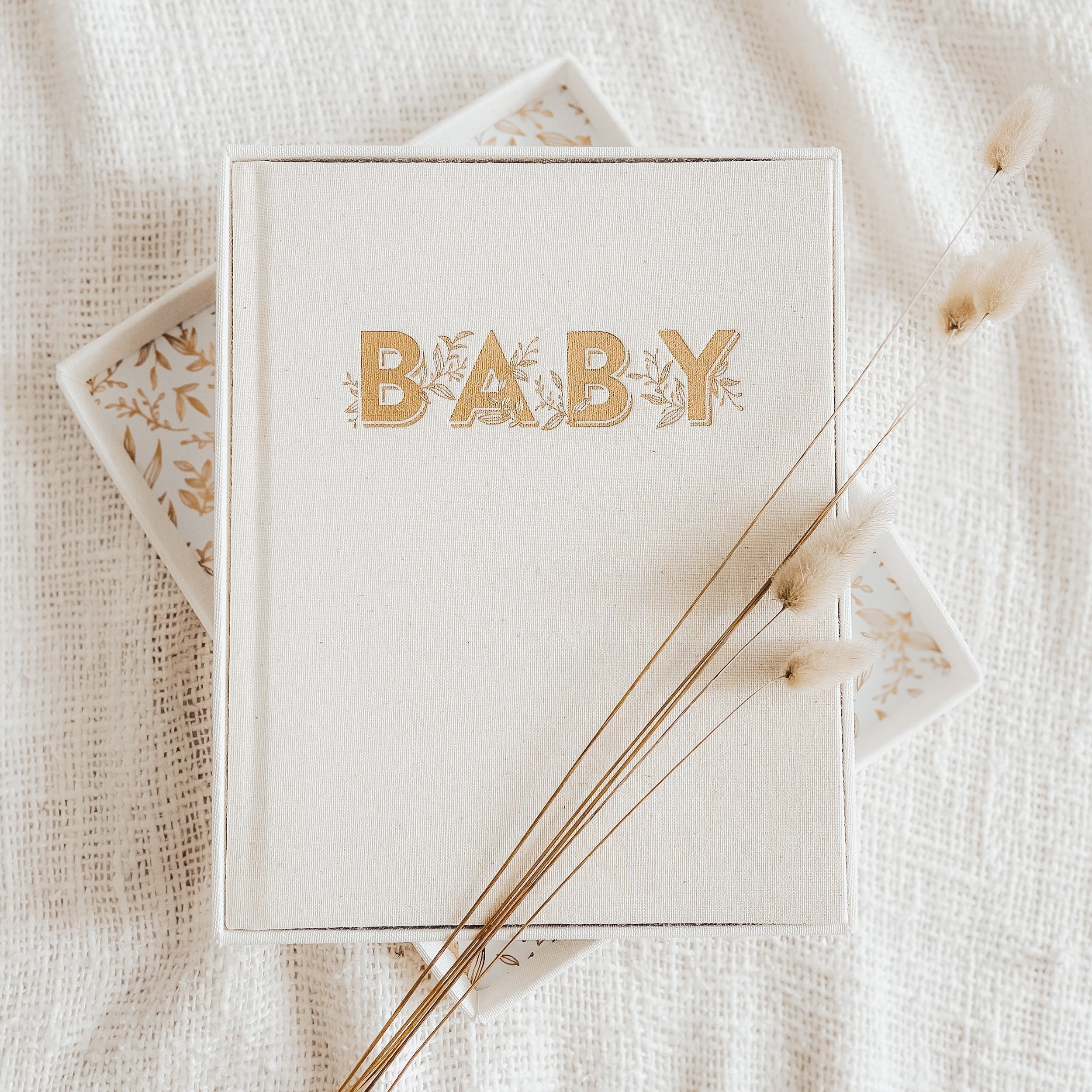 FJ035-BabyBook-MiniOatmeal-TwoBrisbaneMamas-10-square_be5b10e6-7468-4ac6-958c-629c8ba32a54.jpg