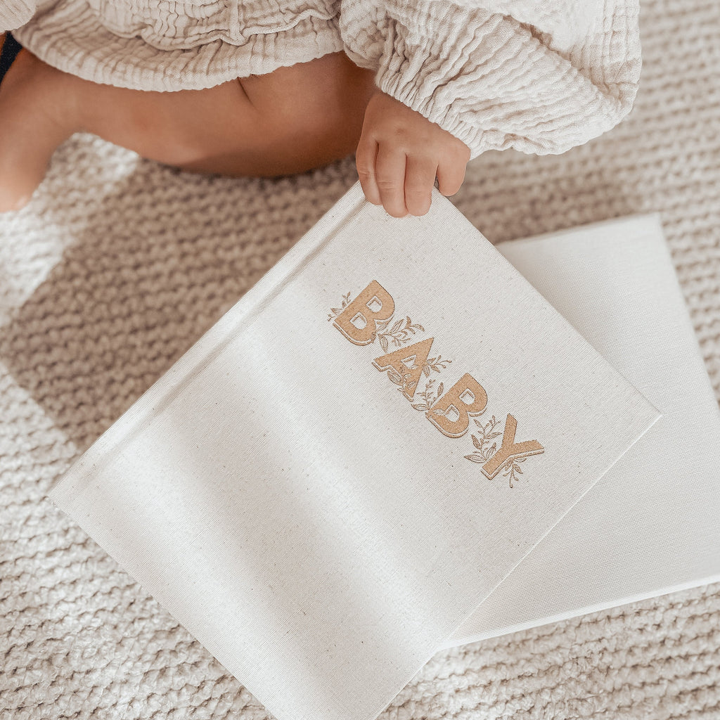 FJ035-BabyBook-MiniOatmeal-TwoBrisbaneMamas-21-square_54f27479-252a-4b36-8551-d0590e278046.jpg