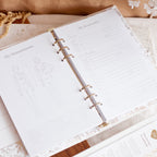 PLA020-WeddingPlannerGenderNeutral-StillLife-24_bfcc732e-5611-4b40-babb-1c54d9a8c96c.jpg