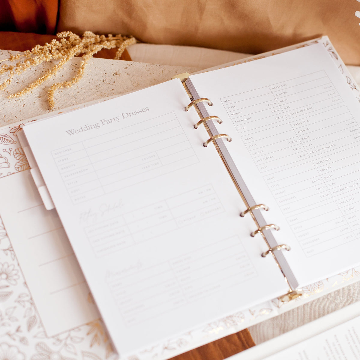 PLA020-WeddingPlannerGenderNeutral-StillLife-28_285c95dd-6d96-496d-a2cf-4bde8f4e2f40.jpg
